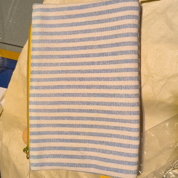 Blue Stripe Bag With Socks, Masks And Jewelry - Picture 2 of 6